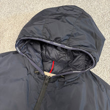Load image into Gallery viewer, Moncler Laurain Navy Size 5
