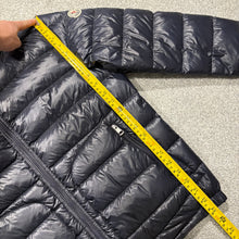 Load image into Gallery viewer, Moncler Acorus Navy Size 2

