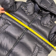 Load image into Gallery viewer, Moncler Willm Navy Size 3
