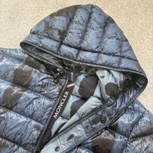 Load image into Gallery viewer, Moncler Grenoble Charlos Blue Size 3
