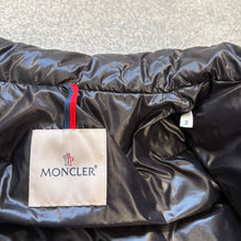 Load image into Gallery viewer, Women’s Moncler Ghany Gilet Black Size 2
