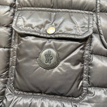 Load image into Gallery viewer, Moncler Ever Gilet Black Size 3
