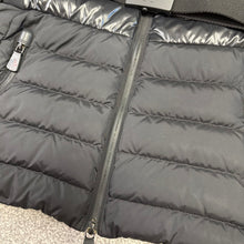 Load image into Gallery viewer, Women’s Moncler Grenoble Bruche Black Size 2
