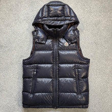 Load image into Gallery viewer, Moncler Bormes Gilet Navy Size 4
