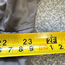 Load image into Gallery viewer, Moncler Albert Grey Size 4
