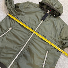 Load image into Gallery viewer, Moncler Alshat Khaki Size 5
