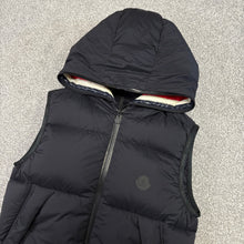 Load image into Gallery viewer, Moncler Luberon Gilet Black Size 1
