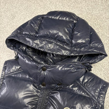 Load image into Gallery viewer, Moncler Lacet Gilet Navy Size 3
