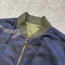 Load image into Gallery viewer, Moncler Graf Reversible Khaki &amp; Navy Camo Size 3
