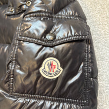 Load image into Gallery viewer, Moncler Maya Black Size 3
