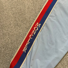 Load image into Gallery viewer, Moncler Rukbat Light Blue Size 4
