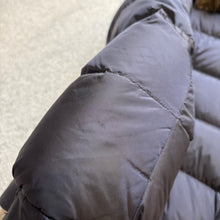 Load image into Gallery viewer, Moncler Byron Navy Size 3
