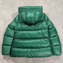 Load image into Gallery viewer, Women’s Moncler Seritte Green Size 1
