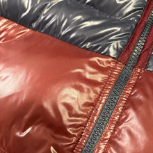 Load image into Gallery viewer, Moncler Harry Navy &amp; Burgundy Size 5
