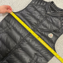 Load image into Gallery viewer, Moncler Arv Gilet Black Size 0
