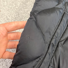 Load image into Gallery viewer, Moncler Allemont Gilet Black Size 2
