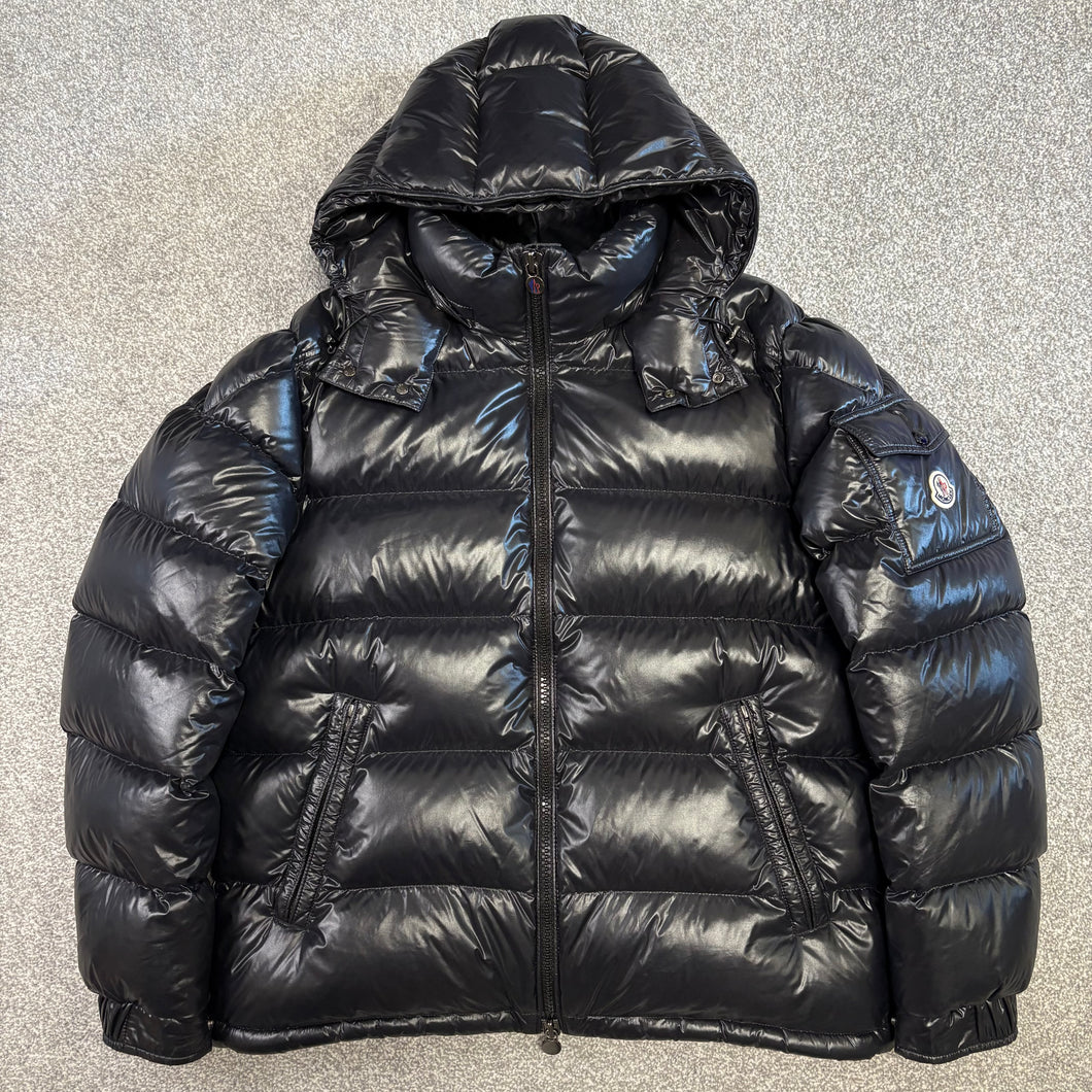Moncler Maya Black Size 5