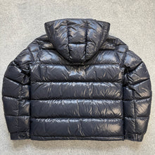 Load image into Gallery viewer, Moncler Maya Navy Size 2
