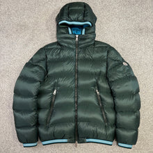 Load image into Gallery viewer, Moncler Jeanbart Emerald Green Size 4
