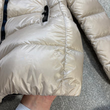 Load image into Gallery viewer, Women’s Moncler Serinde Beige Size 0
