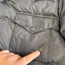 Load image into Gallery viewer, Moncler Grenoble Eggstock Black Size 5
