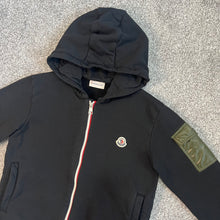 Load image into Gallery viewer, Moncler Tracksuit Black Age 12
