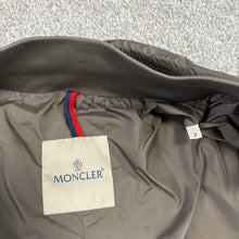 Load image into Gallery viewer, Moncler Kenya Grey Size 7
