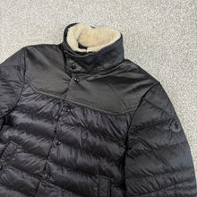 Load image into Gallery viewer, Moncler Vasserot Black Size 2
