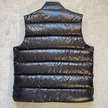 Load image into Gallery viewer, Moncler Tibb Gilet Black Size 6
