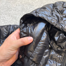 Load image into Gallery viewer, Moncler Lauros Black Size 4
