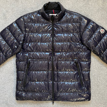 Load image into Gallery viewer, Moncler Agar Navy Size 3
