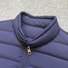 Load image into Gallery viewer, Moncler Acorus Navy Size 3
