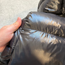 Load image into Gallery viewer, Moncler Montbeliard Black Size 5
