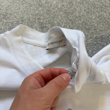 Load image into Gallery viewer, Moncler T-Shirt White Size XXXL
