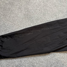 Load image into Gallery viewer, Moncler Grenoble Vieille Black Size 4
