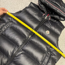 Load image into Gallery viewer, Moncler Luiro Gilet Black Size 5
