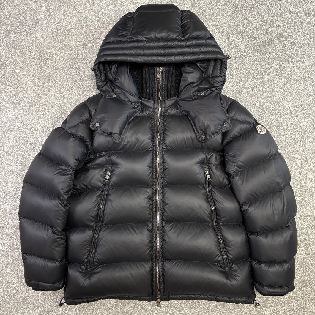 Moncler Pascal Black Size 6