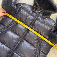 Load image into Gallery viewer, Moncler Ecrins Navy Size 2
