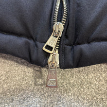 Load image into Gallery viewer, Moncler Allemand Navy Size 7
