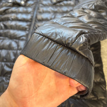 Load image into Gallery viewer, Moncler Lauros Black Size 4
