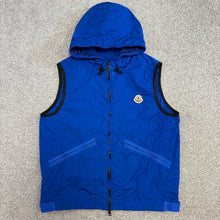 Load image into Gallery viewer, Moncler Touques Gilet Blue Size 4
