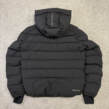 Load image into Gallery viewer, Moncler Grenoble Lagorai Black Size 4
