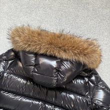 Load image into Gallery viewer, Moncler Maya Fur Black Size 2
