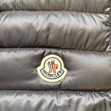 Load image into Gallery viewer, Women’s Moncler Liane Gilet Black Size 2
