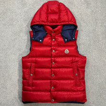 Load image into Gallery viewer, Moncler Billecart Gilet Red Size 4
