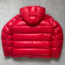 Load image into Gallery viewer, Moncler Maya Red Size 4
