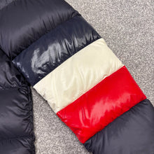 Load image into Gallery viewer, Moncler Willm Navy Size 3
