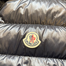 Load image into Gallery viewer, Moncler Gui Gilet Navy Size 4
