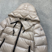 Load image into Gallery viewer, Women’s Moncler Serinde Beige Size 0
