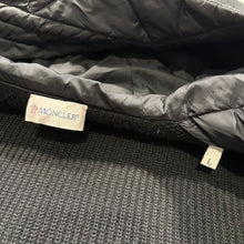 Load image into Gallery viewer, Moncler Tricot Cardigan Black Size Large
